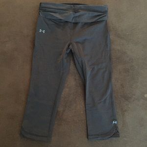 Black Under Armour Crops